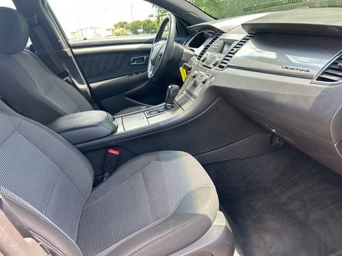 Used 2016 Ford Taurus SEL FWD image 17
