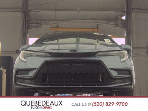 Used 2023 Toyota Corolla SE image 3