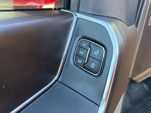 Used 2024 Ford F150 King Ranch w/ FX4 Off-Road Package image 11