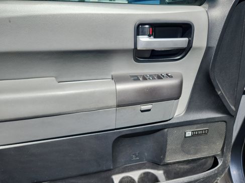 Used 2013 Toyota Sequoia Limited AWD/4WD image 13