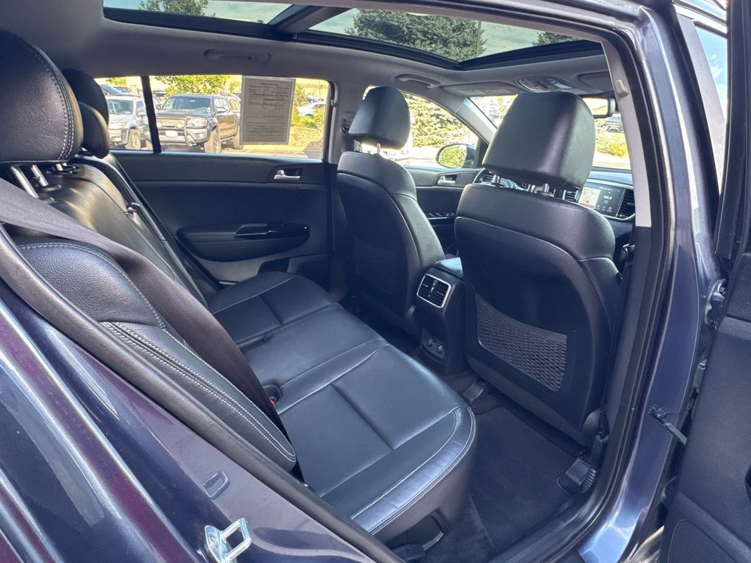 Used 2020 Kia Sportage EX w/ EX Technology Package AWD/4WD image 24