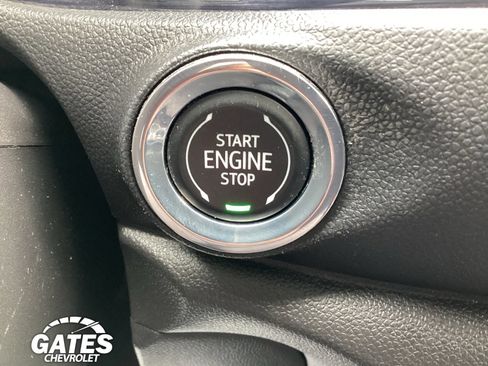 Used 2023 Buick Encore GX Preferred w/ Cold Weather Comfort Package AWD/4WD image 19