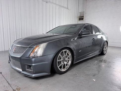 Used 2011 Cadillac CTS V RWD image 1