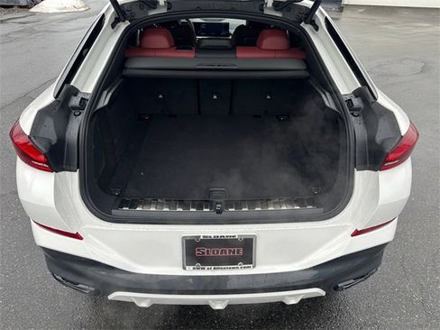 New 2026 BMW X6 xDrive40i image 25