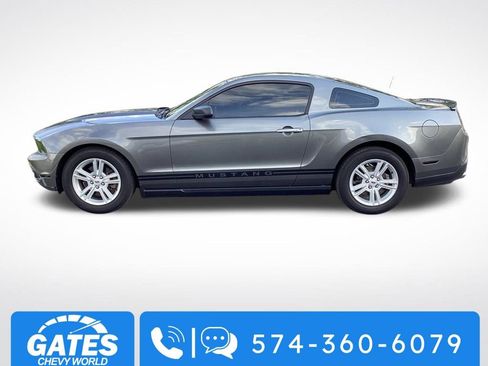 Used 2011 Ford Mustang Coupe w/ Security Pkg RWD image 7