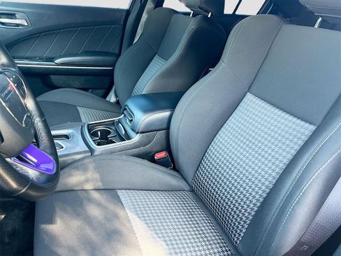 Used 2023 Dodge Charger Scat Pack w/ Harman/Kardon Audio Group image 21