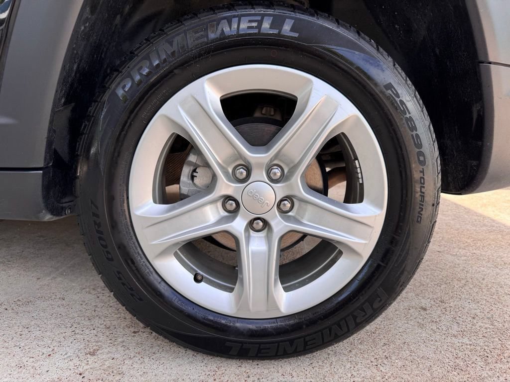 Used 2023 Jeep Compass Sport AWD/4WD image 23