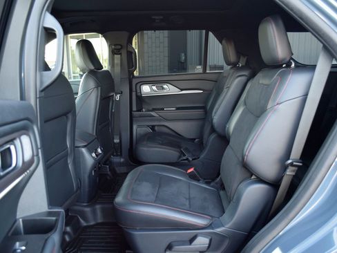 Certified 2025 Ford Explorer ST image 20