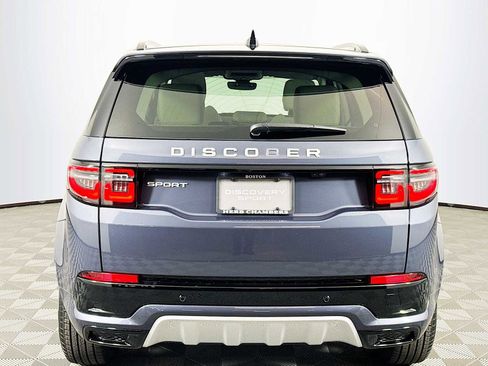 New 2025 Land Rover Discovery Sport S image 6