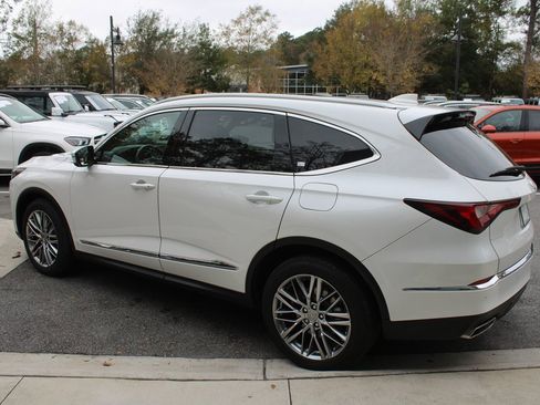 Used 2024 Acura MDX SH-AWD w/ Advance Package image 12