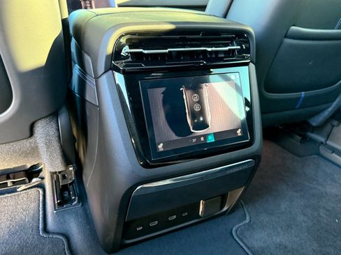 New 2025 Cadillac Escalade IQ Sport 1 w/ LPO, ONYX Package AWD/4WD image 33