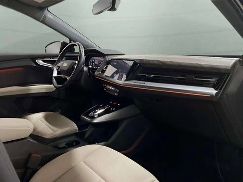 Used 2024 Audi Q4 e-tron Premium Plus w/ Premium Plus image 23
