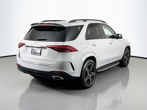 Used 2025 Mercedes-Benz GLE 450 4MATIC w/ AMG Line Exterior image 7