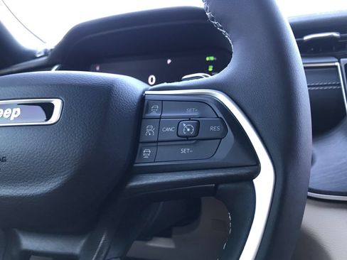 New 2025 Jeep Grand Cherokee Limited 4xe AWD/4WD image 35