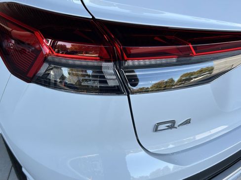 Certified 2023 Audi Q4 e-tron Prestige w/ 20" Wheel Package image 10