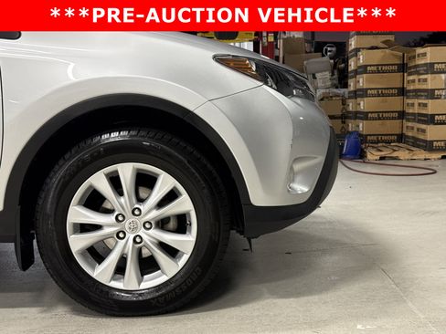 Used 2015 Toyota RAV4 Limited image 11