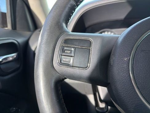 Used 2011 Jeep Patriot Latitude image 29