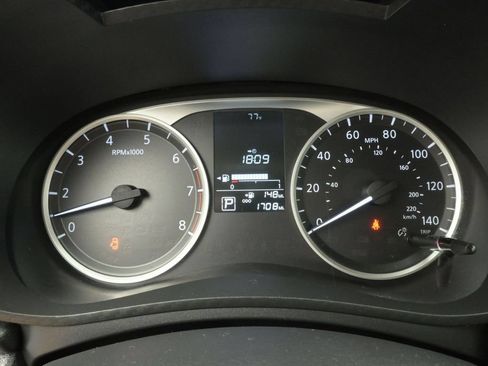 Used 2024 Nissan Versa S w/ Trunk Package FWD image 25
