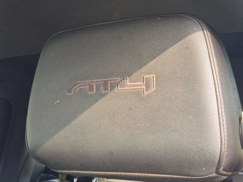 Used 2024 GMC Sierra 2500 AT4 w/ AT4 Preferred Package AWD/4WD image 34