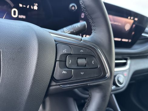 Used 2025 Buick Envista Preferred w/ Convenience I Package image 20