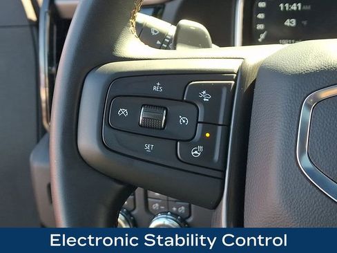 Used 2024 GMC Sierra 1500 AT4 w/ Technology Package image 26