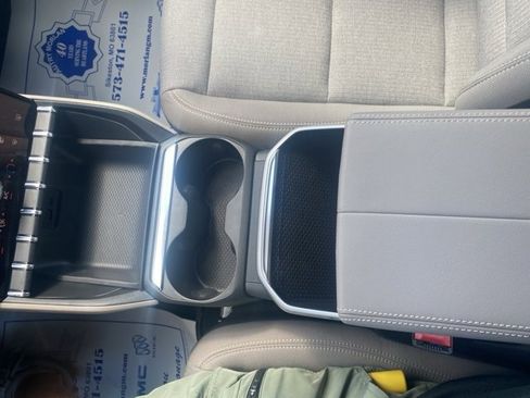 New 2026 GMC Terrain Elevation w/ LPO, Floor Liner Package image 24