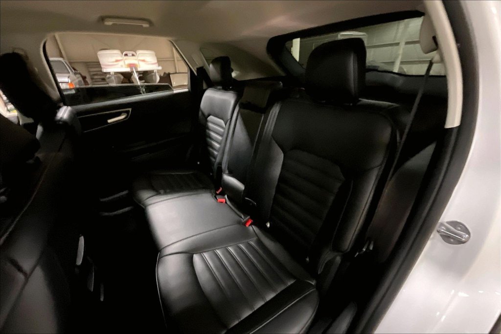 Certified 2024 Ford Edge SEL AWD/4WD image 24
