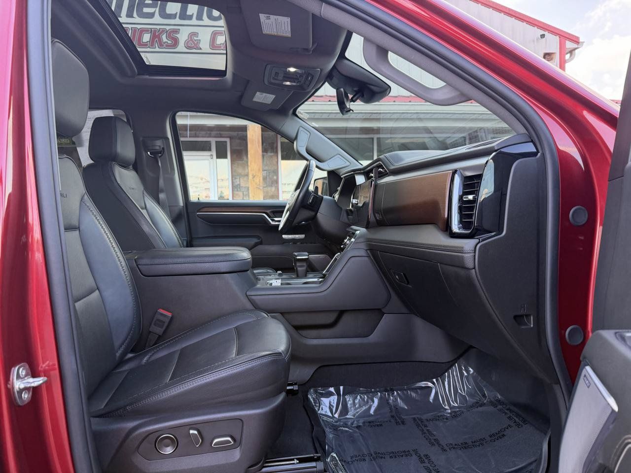 Used 2024 GMC Sierra 1500 Denali w/ Denali Reserve Package AWD/4WD image 27