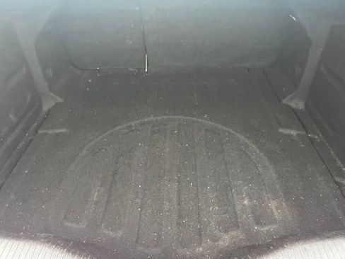 Used 2018 Chevrolet Cruze LT w/ LPO, Black Nameplate Package image 23