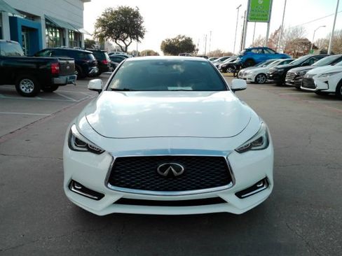 Used 2020 INFINITI Q60 3.0t Luxe image 2