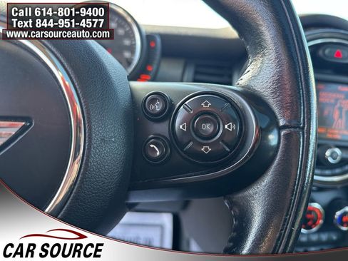Used 2017 MINI Cooper 2-Door Hardtop image 21