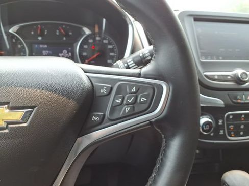 Used 2023 Chevrolet Equinox LT FWD image 15