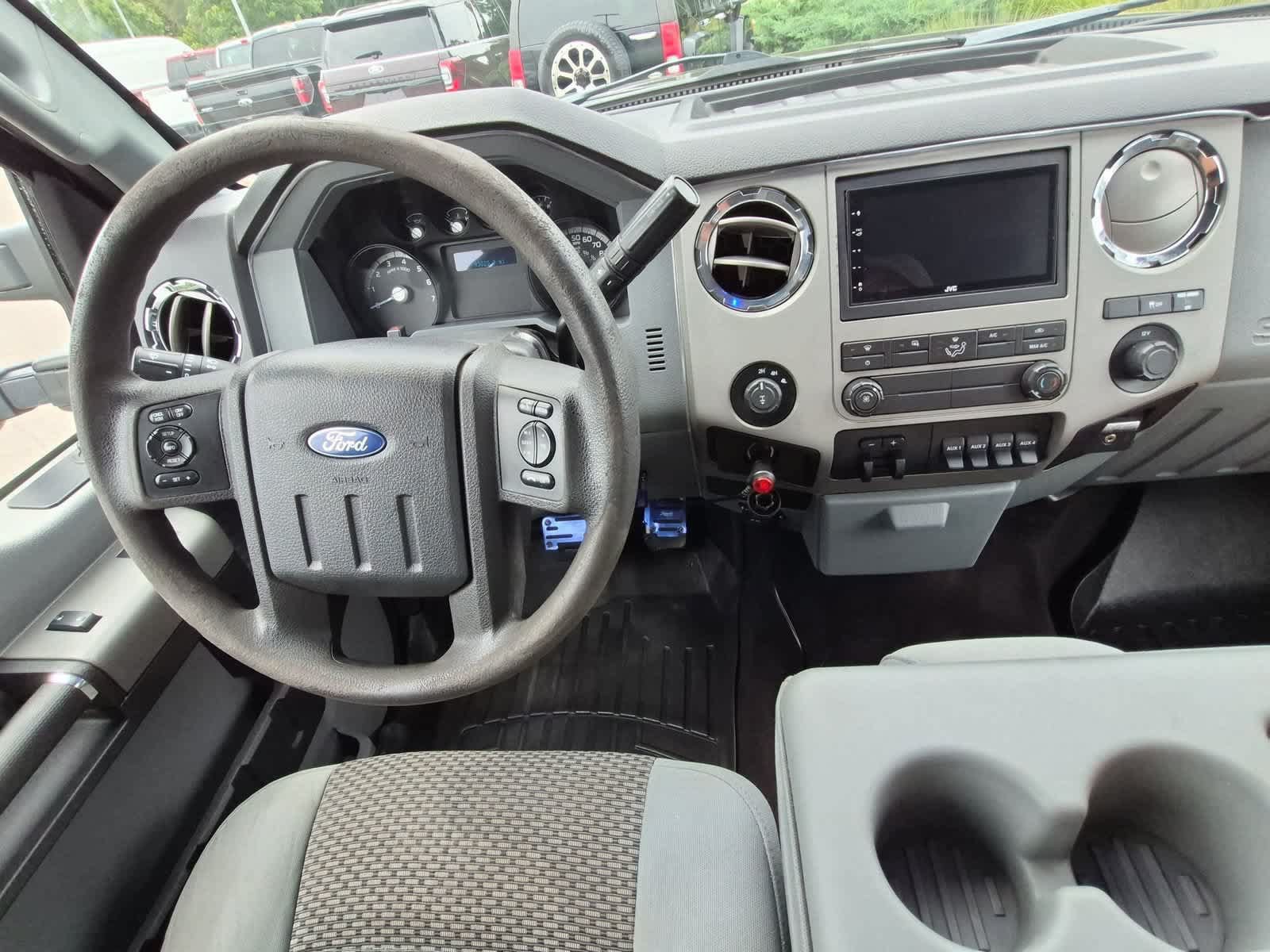 Used 2015 Ford F250 XLT w/ Snow Plow Prep Package AWD/4WD image 15