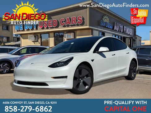 Used 2023 Tesla Model 3 Standard Range image 1