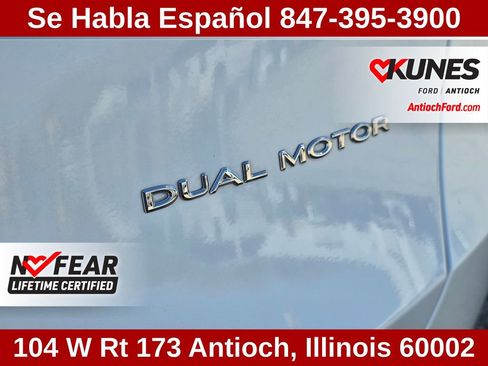 Used 2024 Tesla Model Y Long Range AWD/4WD image 16