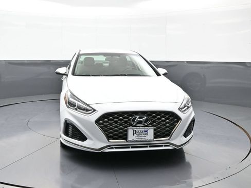 Used 2018 Hyundai Sonata SEL FWD image 2