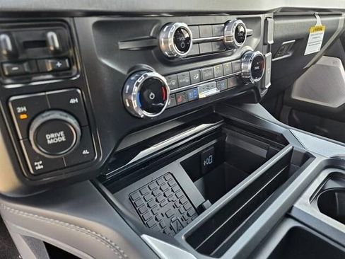 New 2026 Ford F250 Platinum AWD/4WD image 12