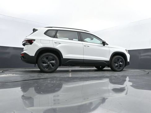 Used 2025 Volkswagen Taos S FWD image 36