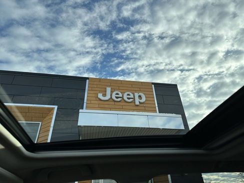 Used 2021 Subaru Forester Premium image 39