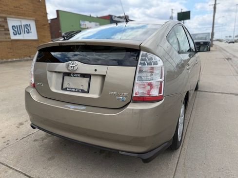 Used 2009 Toyota Prius Touring FWD image 6