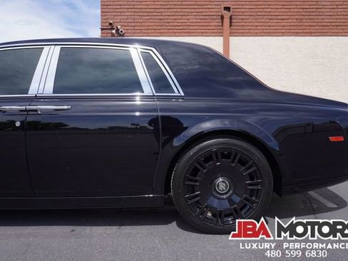 Used 2005 Rolls-Royce Phantom Sedan image 45