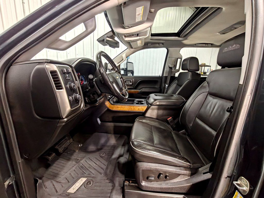 Used 2018 Chevrolet Silverado 2500 High Country w/ Duramax Plus Package AWD/4WD image 29