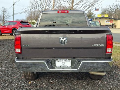 Used 2024 RAM 1500 Classic SLT image 5
