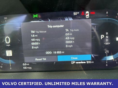 Certified 2025 Volvo XC60 B5 Plus image 23