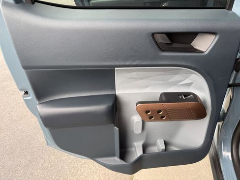 Used 2022 Ford Maverick Lariat w/ Lariat Luxury Package image 40