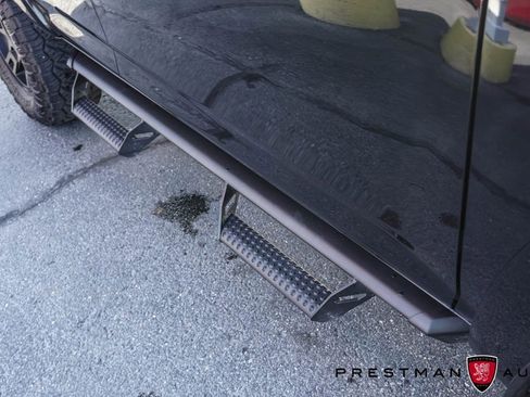 Used 2024 Toyota 4Runner TRD Off-Road Premium image 10