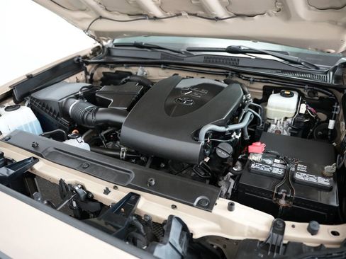 Used 2020 Toyota Tacoma TRD Off-Road image 51