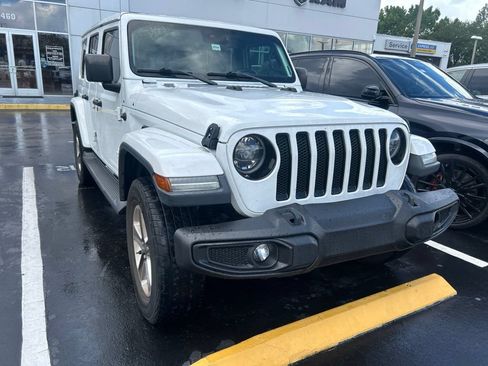 Used 2021 Jeep Wrangler Unlimited Sahara AWD/4WD image 4