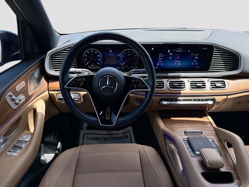 Used 2025 Mercedes-Benz GLE 350 4MATIC image 17