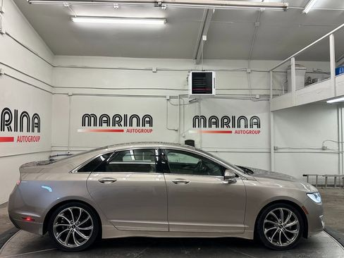 Used 2019 Lincoln MKZ Reserve w/ Reserve Plus Package image 10